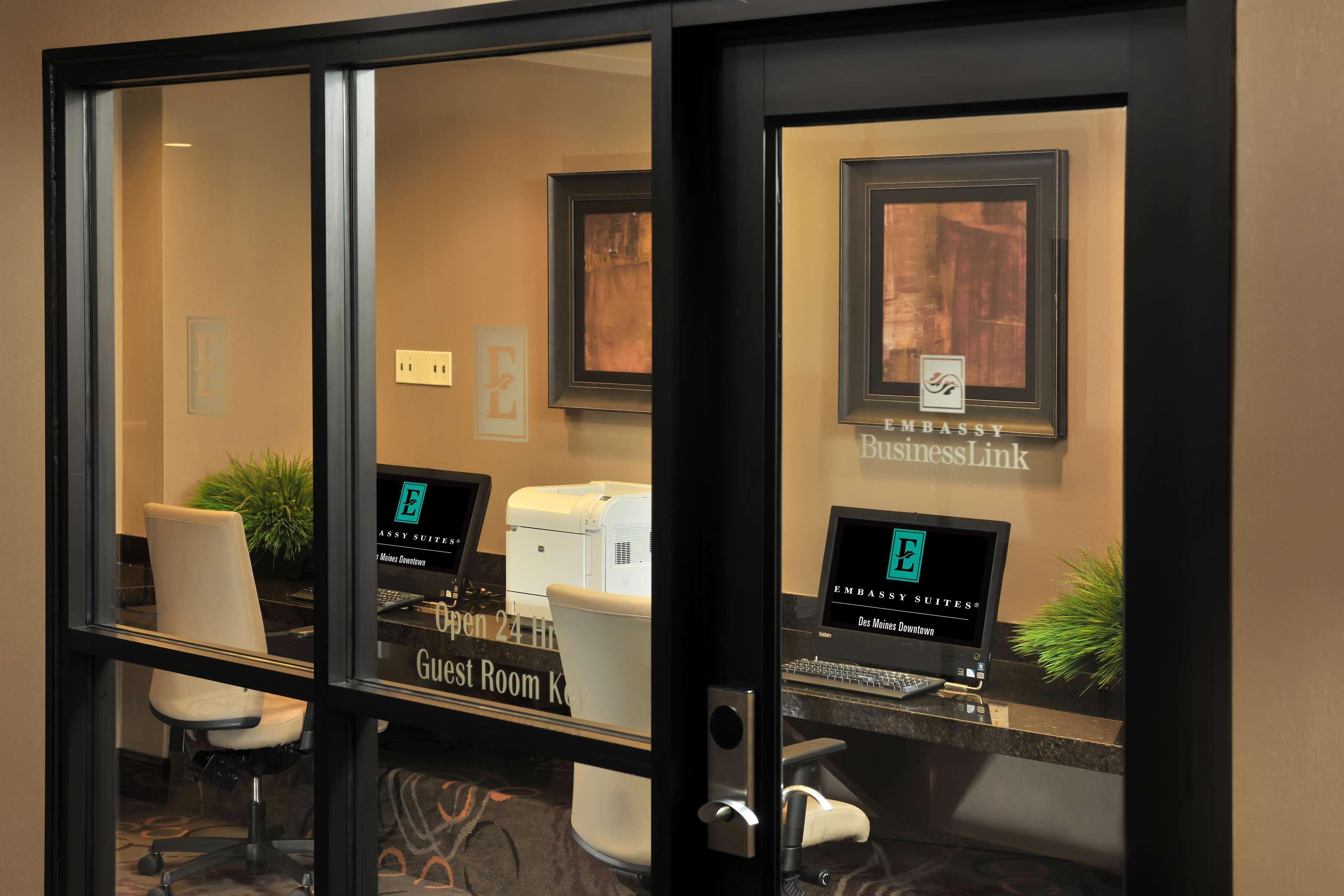 Embassy Suites Des Moines Downtown Съоръжения снимка