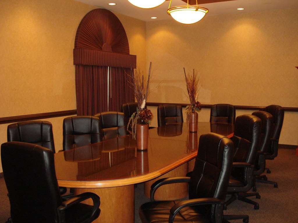 Embassy Suites Des Moines Downtown Съоръжения снимка